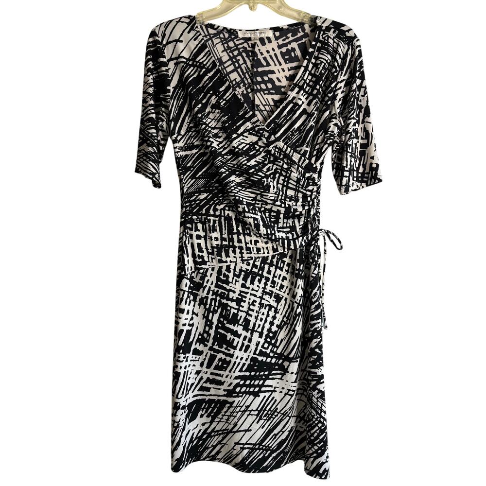 Evan Picone Womens Short Sleeve Black and White Geometric Wrap Dress Sz 6